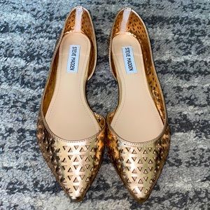 HP 🎉 ✨NEW✨ Steve Madden Metallic Rose Gold Evelyne Flats